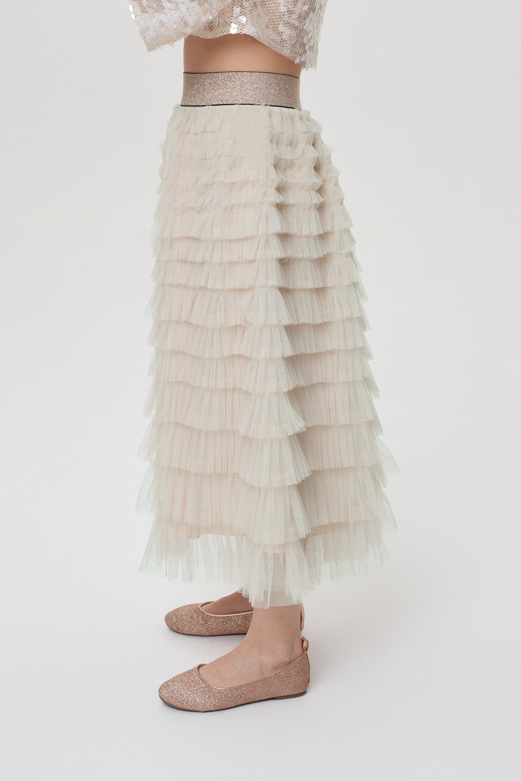 Ruffled long skirt for a girl