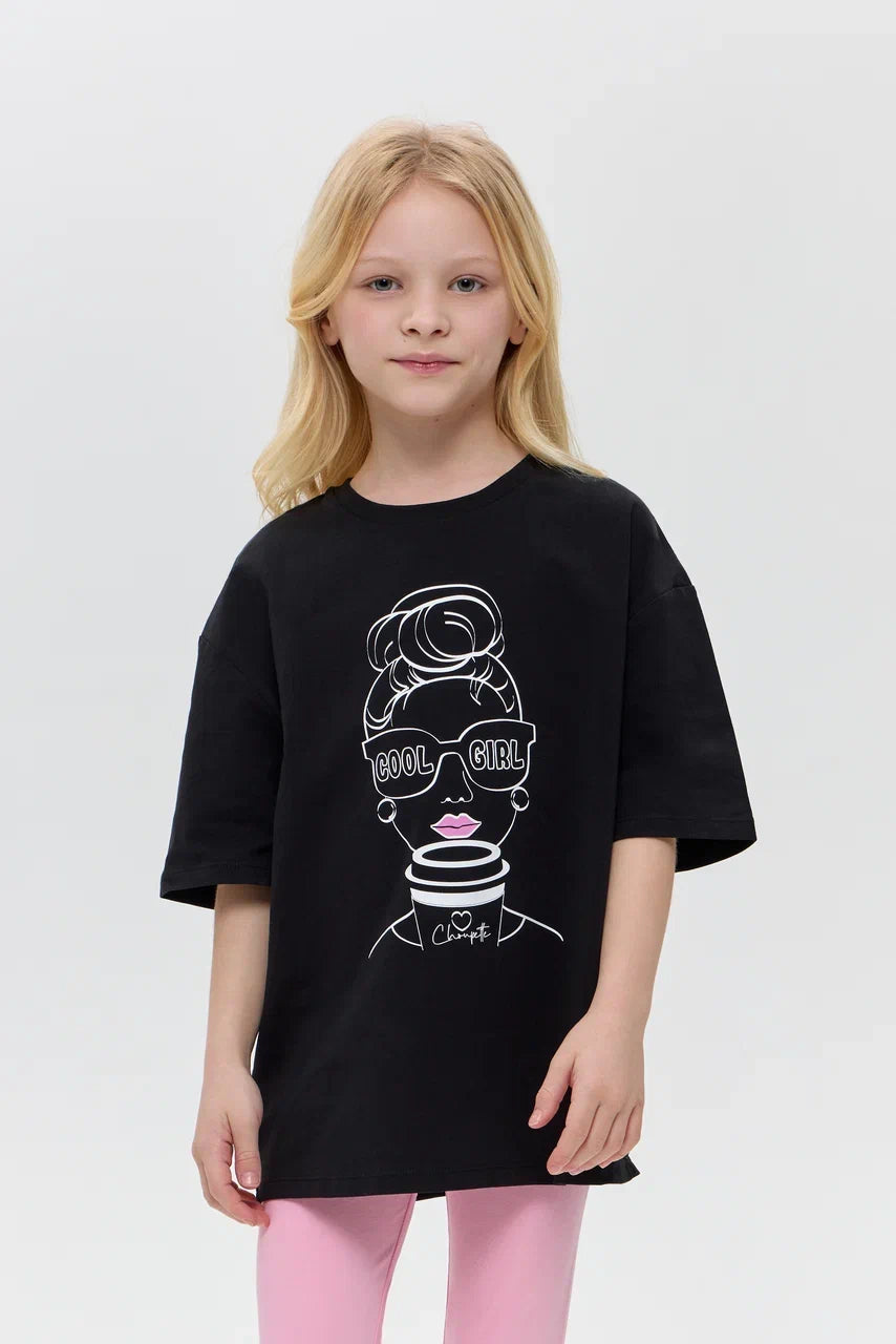 Black T-shirt with the print “Cool Girl”