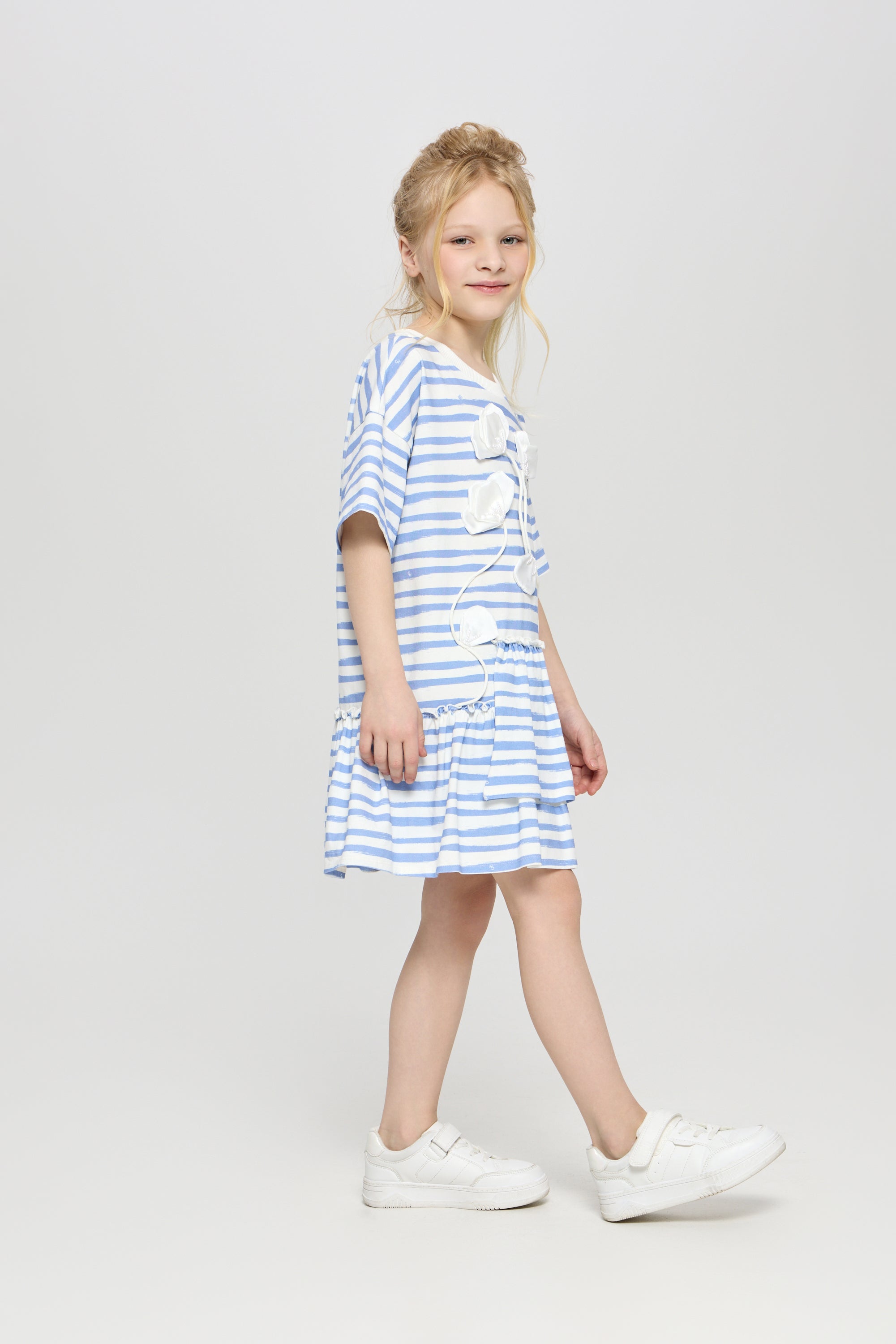 Stripped cotton dress with flower application
