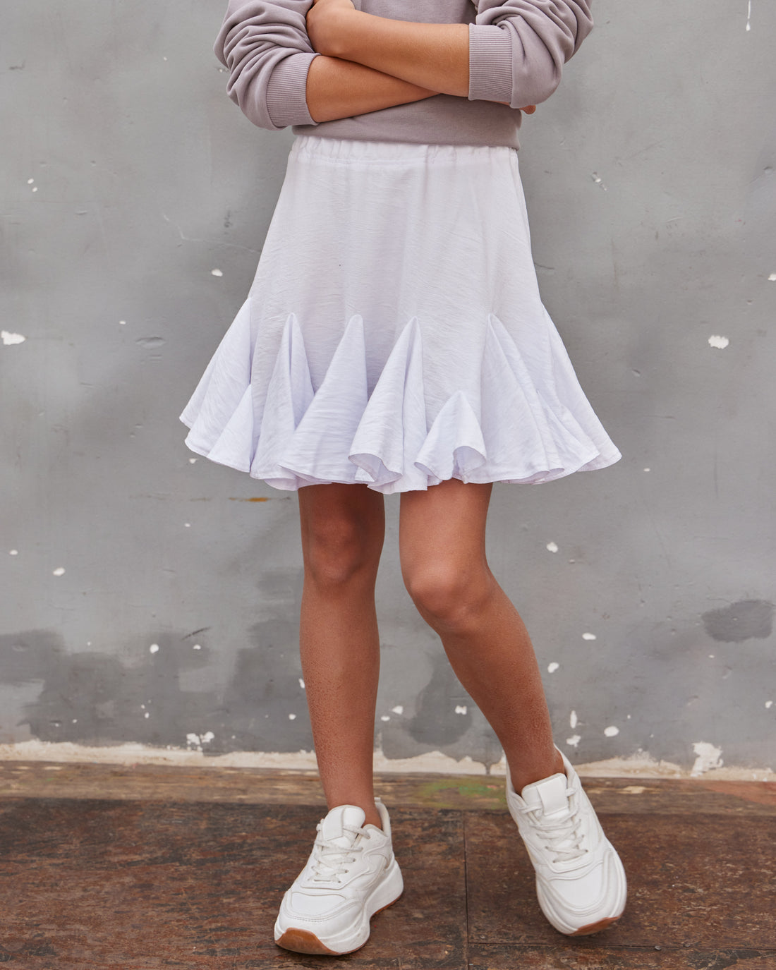 Paneled flowy skort white