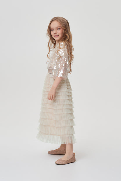 Ruffled long skirt for a girl