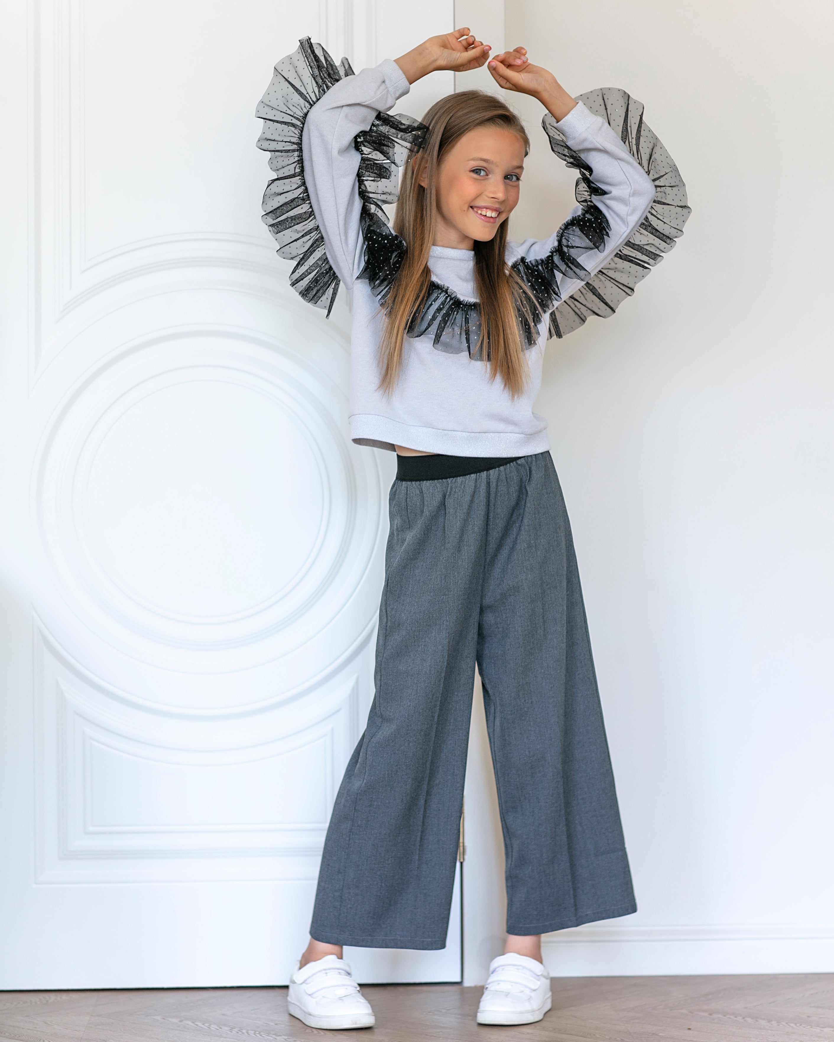 Wide leg grey pants