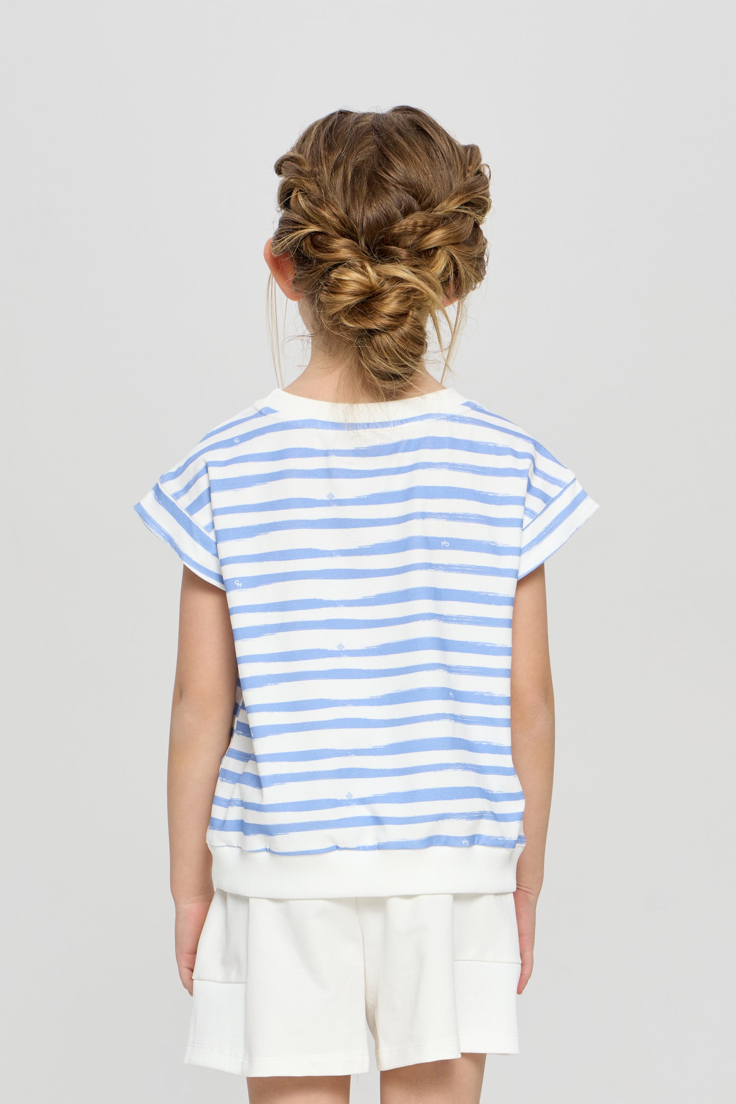 Short sleeve striped t-shirt