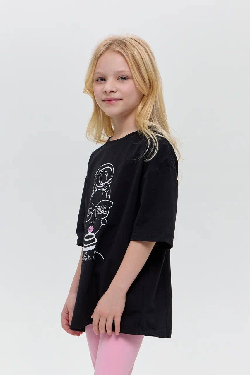 Black T-shirt with the print “Cool Girl”