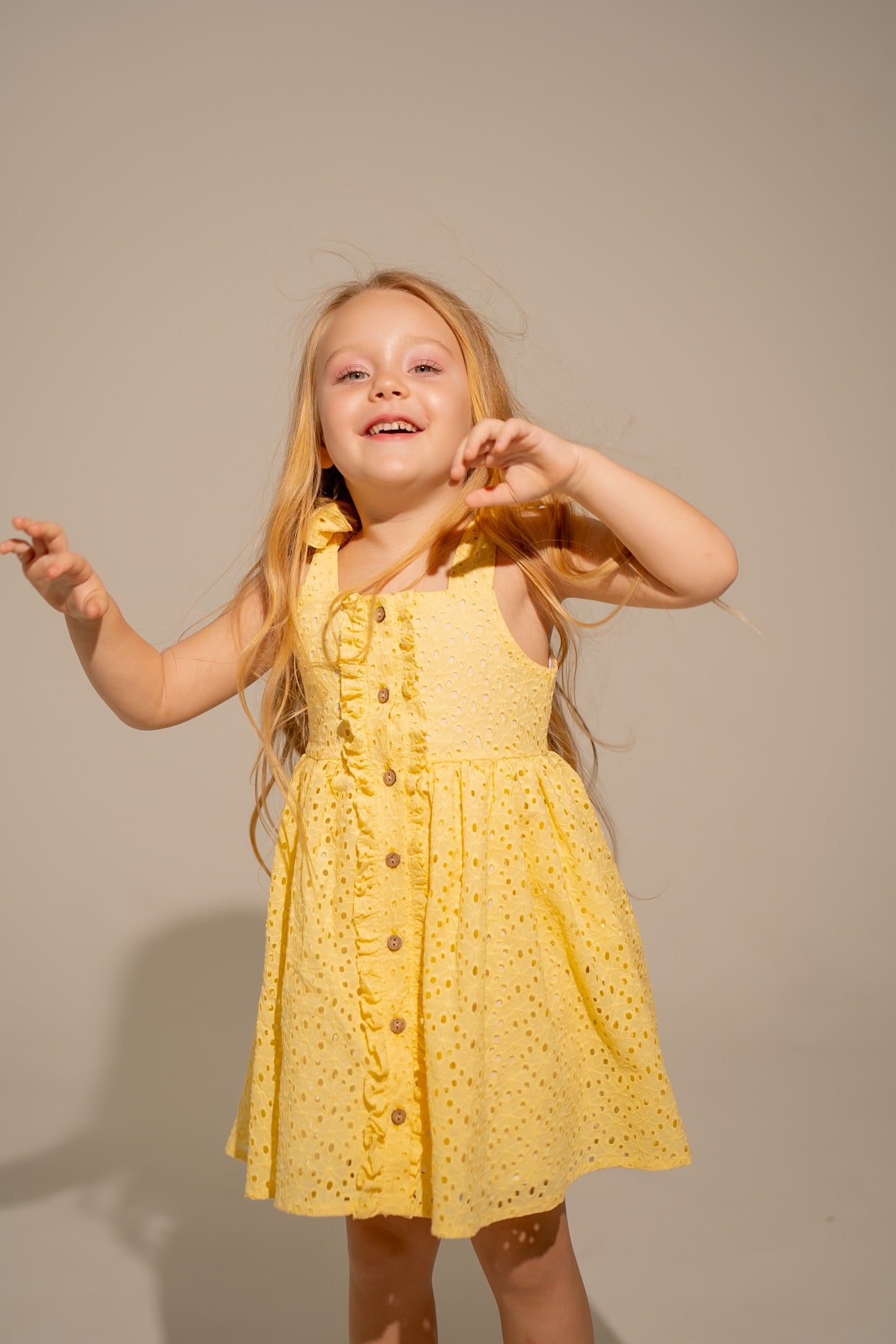 Lace yellow dress