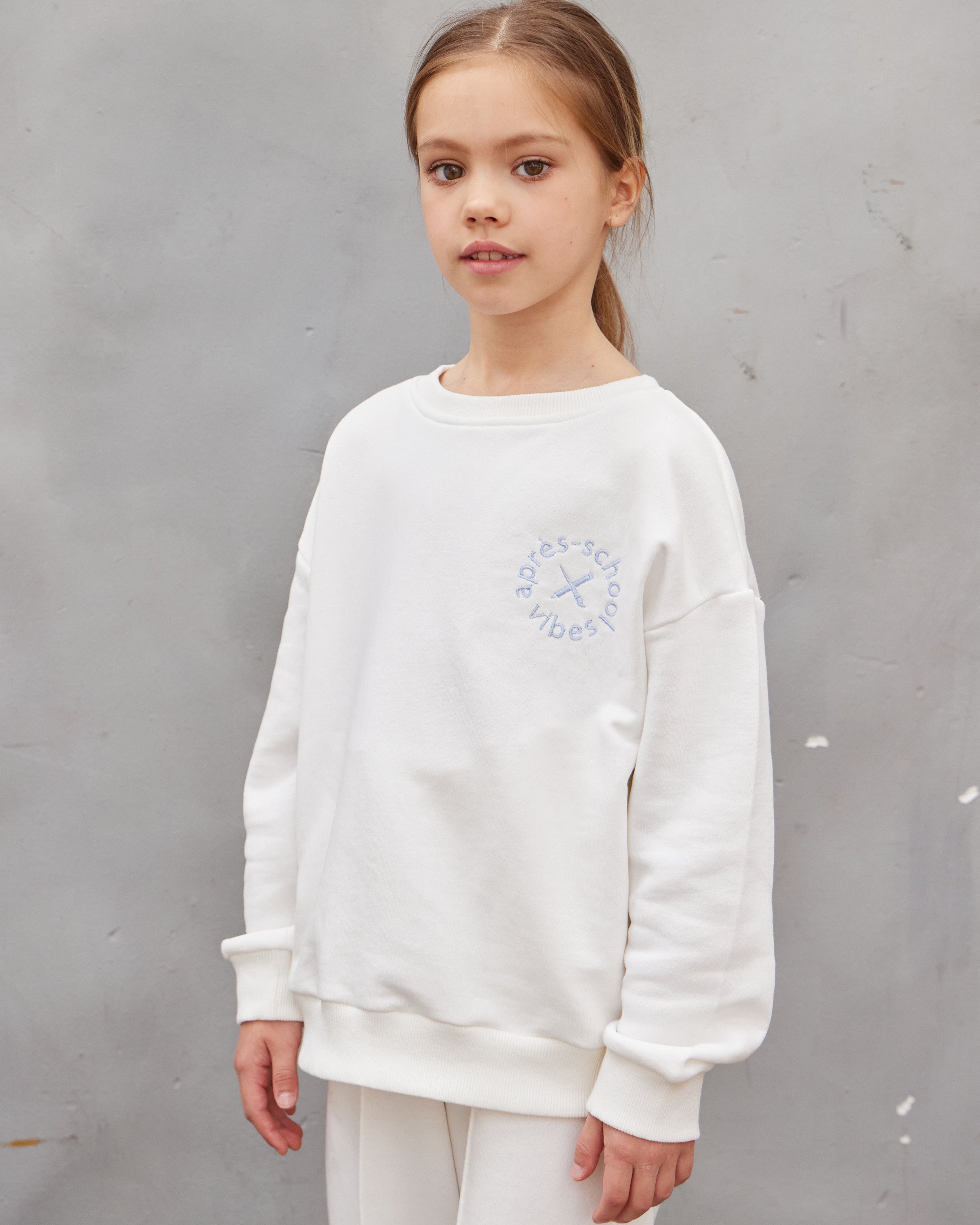 White Sweatshirt and Pants Set for Girls