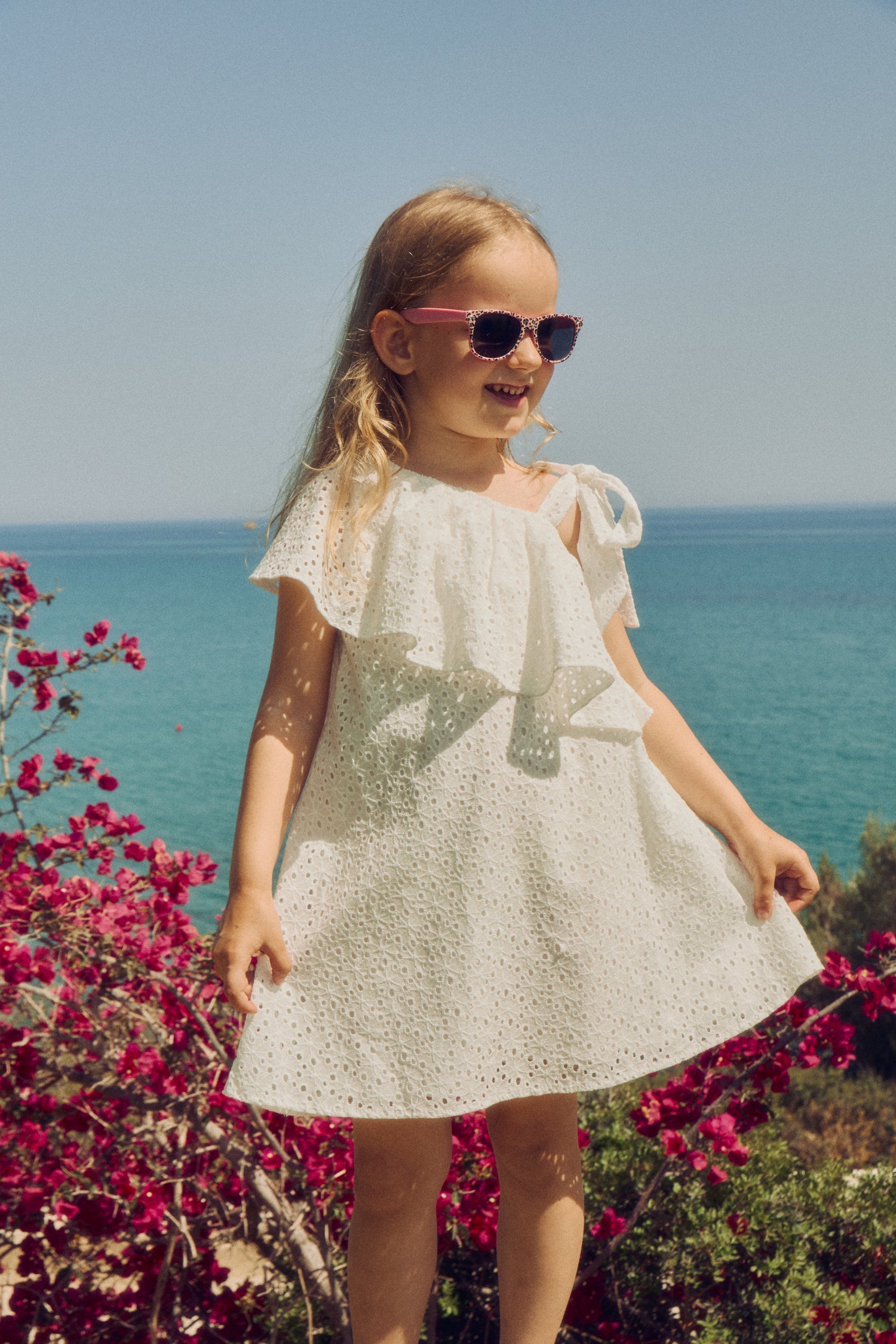 One shoulder dress